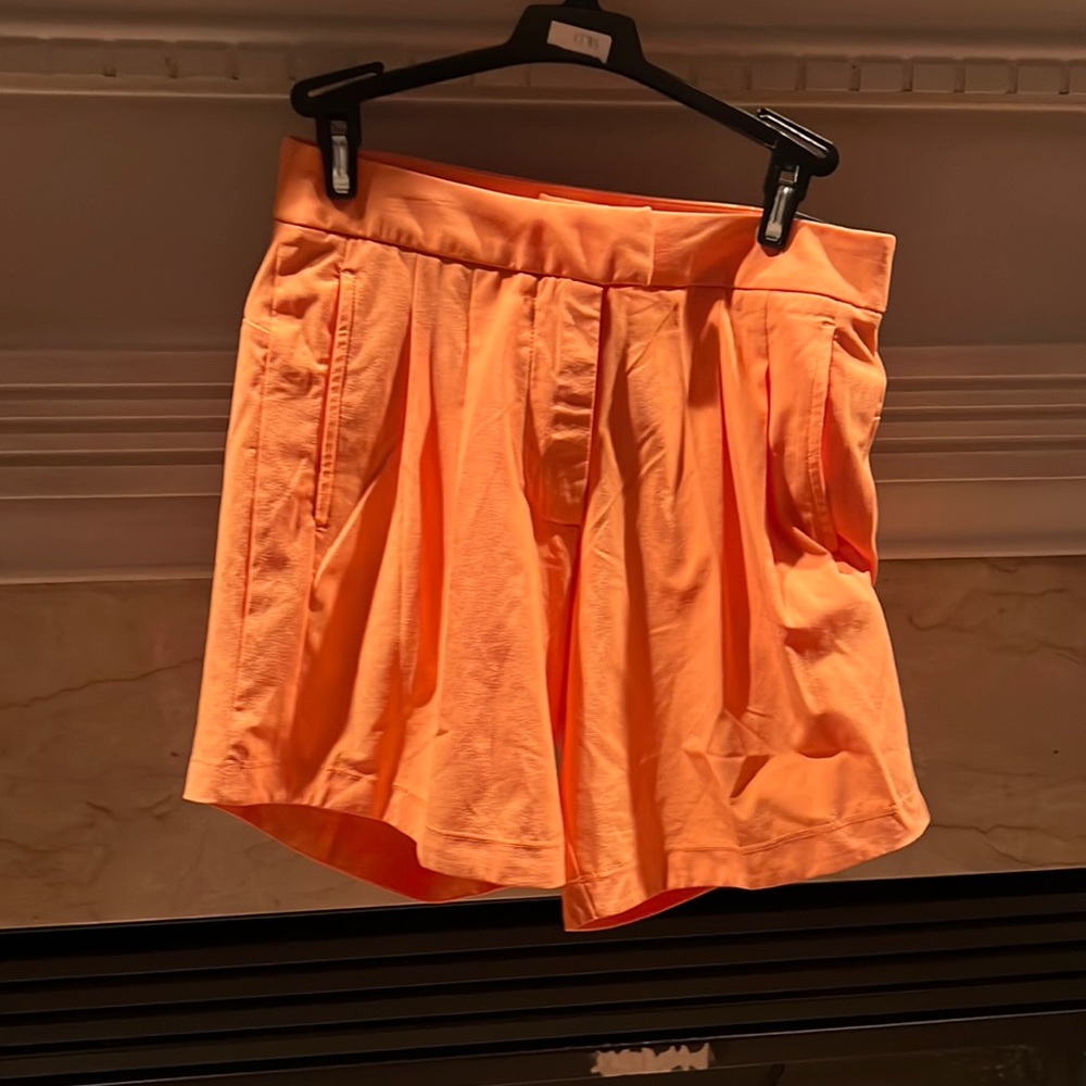 😀 Nike size 2 shorts